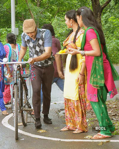 RK promotes 'Barfi' on small screen!