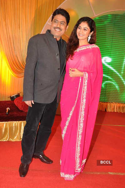 SAB TV to woo audience with 'hasya kavita'