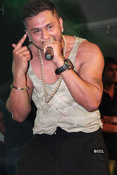 Honey Singh performs at Lalit