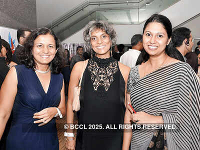 Of Style and Fashion