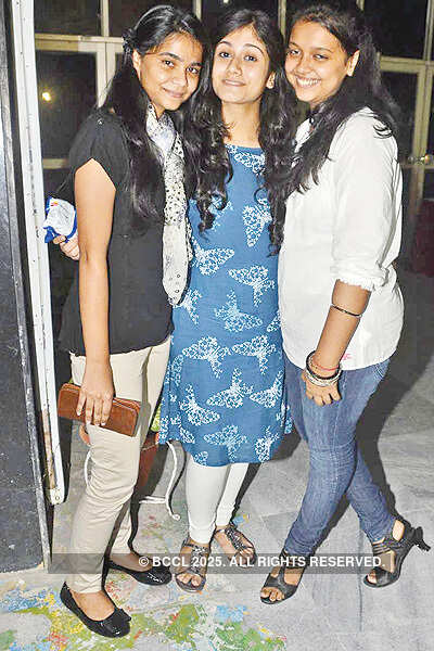 Silence in the class, please!