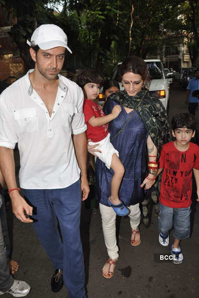 Hrithik & Suzanne @ Ganesh Visrajan