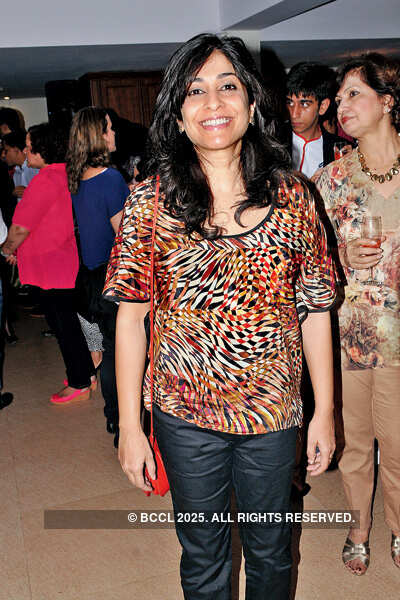 Foodies on a steak out!