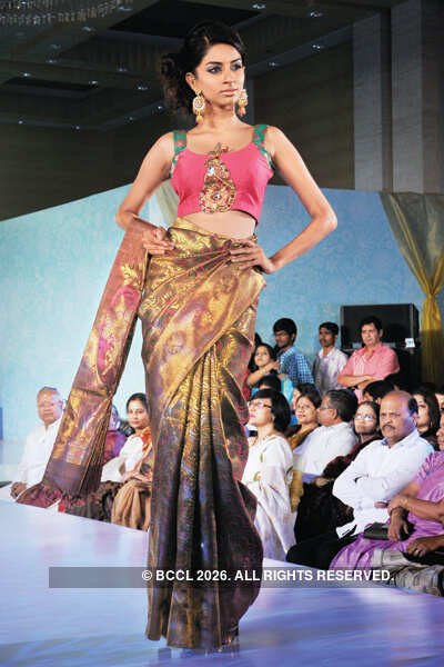 'Silkline 13' Fashion Show