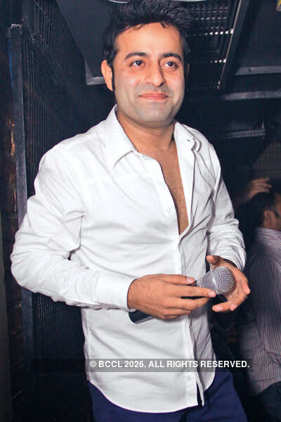 Mere Yaar Ka Birthday Hai