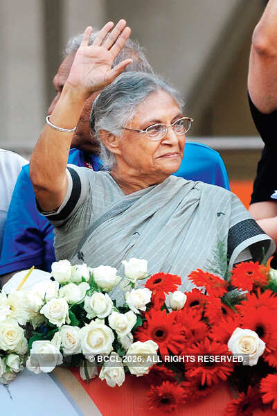 Bipasha Basu at Delhi Half Marathon