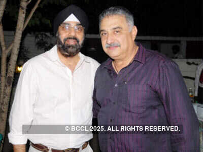 Harshwardhan, Poonam anniversary party