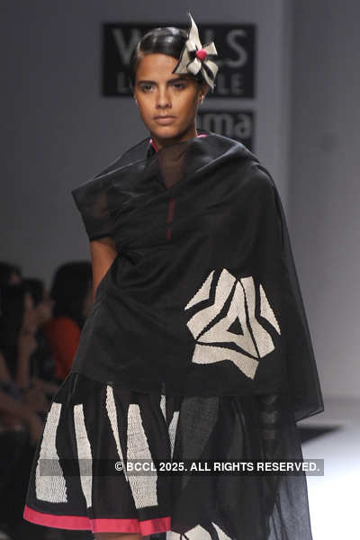 WIFW '12: Day 1: Poonam Bhagat