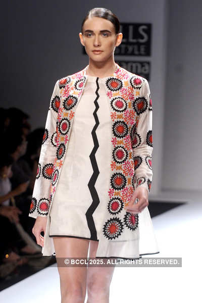 WIFW '12: Day 1: Poonam Bhagat