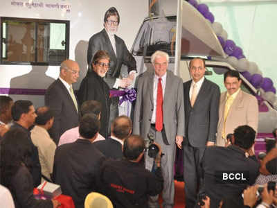 Amitabh at Seven Hills event