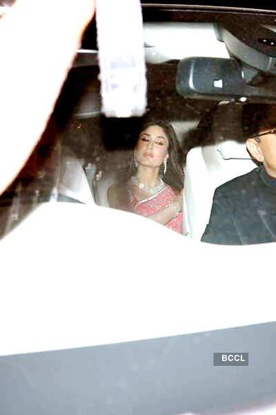 Saif, Bebo leave for private dinner