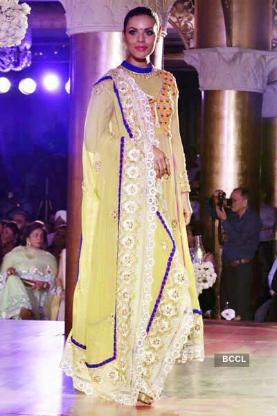 Maheka Mirpuri's 'Khwaab' show