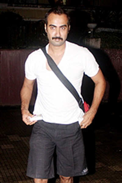 Celebs mourn Yash Chopra's death