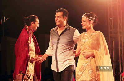 Asif Shah's fashion show