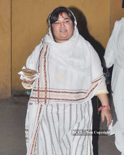 Celebs at the chautha ceremony of director Yash Chopra at Yash Raj ...