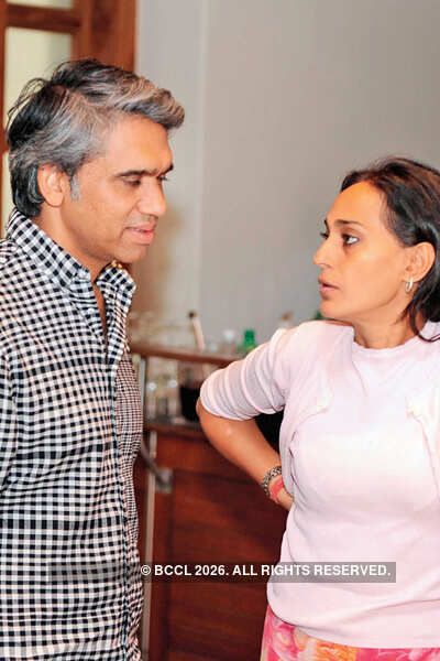 Relaxed day with the fash fraternity