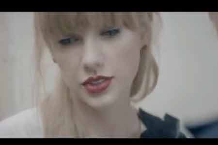 Taylor Swift Cumshot Porn - Women: Taylor Swift enjoys romantic beach outing with Tom Hiddleston |  English Movie News - Times of India