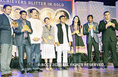 CM felicitates Olympic medal winners