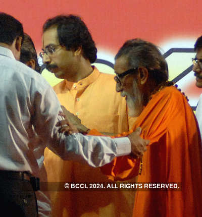 Bal Thackeray's condition critical