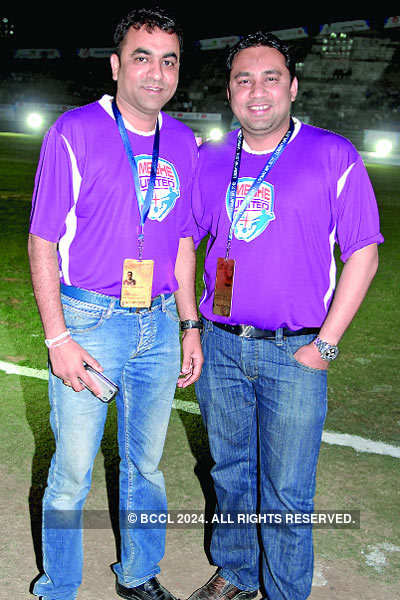 Football fever @ Nagpur Premier League