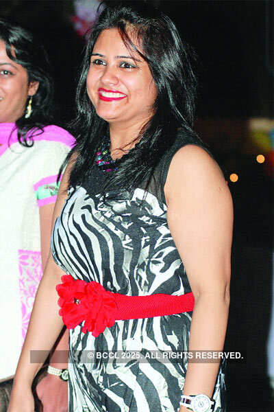 Reet, Raina 5th b'day bash!