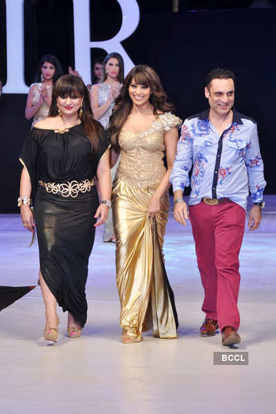 IRFW: Day 3: Arjun & Anjalee Kapoor