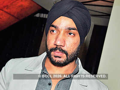 Dance to filmi tunes