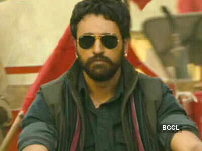 'Matru Ki Bijlee Ka Mandola'