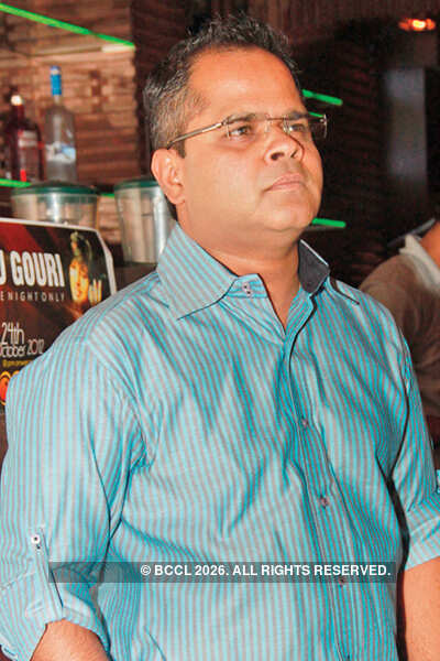 Angrezi beat, desi dancing