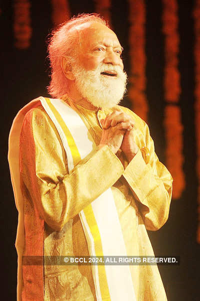 Sitar maestro Pandit Ravi Shankar passes away