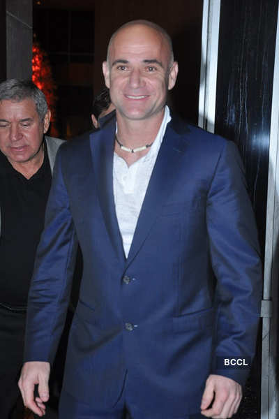 Celebs @ Andre Agassi's dinner party