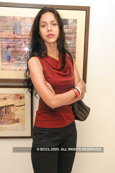 Unusual date with the arts