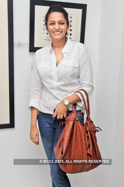 Unusual date with the arts