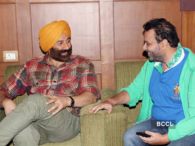 Singh Saab The Great: On the sets