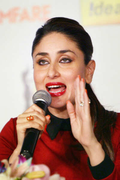 Kareena @ Filmfare press meet