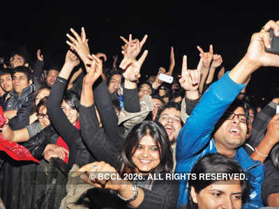 GN'R dedicate Gurgaon gig to Ravi Shankar