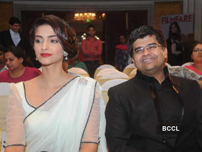 Sonam Kapoor @ Filmfare press meet
