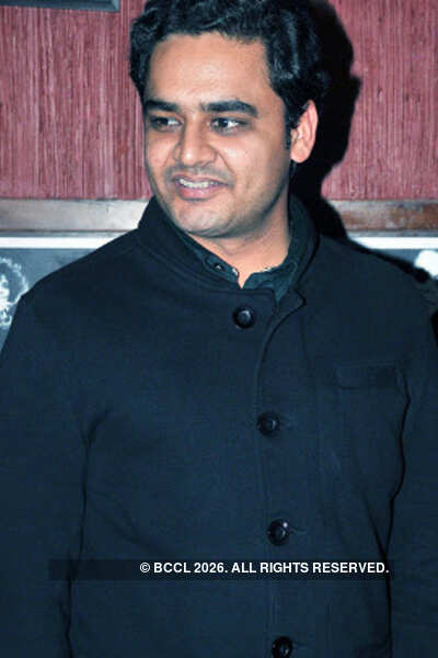 Playing with Attitude