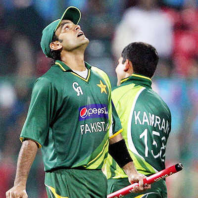 Pak beat India in first T20