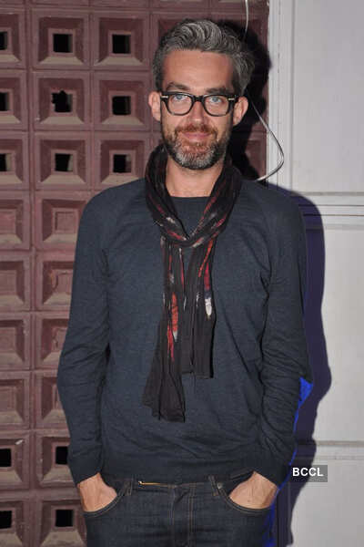 Celebs @ 'Soulmate'  performance