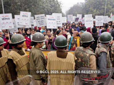 Sheila Dikshit at prayer meeting in Delhi