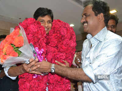 Actor Jiiva's birthday celebration