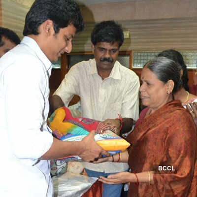 Actor Jiiva's birthday celebration