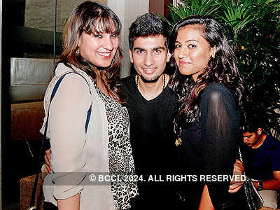 Dance party at Sutra, Lalit Ashok