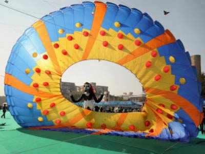 Modi at International Kite Festival 