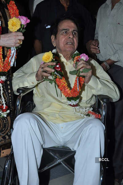 Dilip saab, Saira return from 'Hajj'