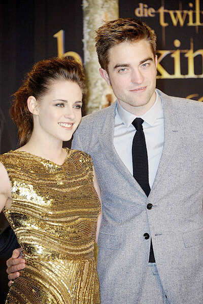 Pattinson, Stewart split, again?