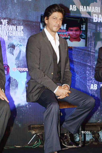 Shah Rukh Khan Arrives In Style For The Launch Of 'University Cricket ...