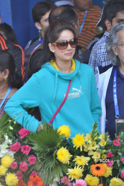 Celebs at Mumbai Marathon 2013