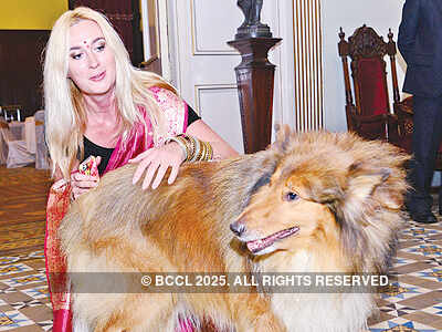 Raja Mohammed Jamal hosts dinner party